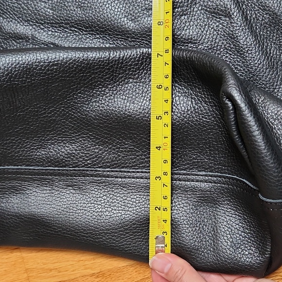 Cuyana Classic Tote - Picture 12 of 15